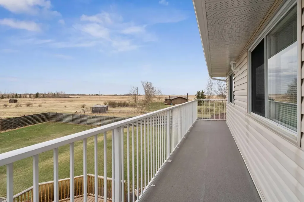 7 Willow Vale Rural Rocky View County AB T2P 3G7