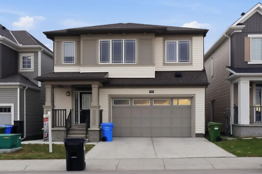 93 Cityline Square NE Calgary AB T3N2H4