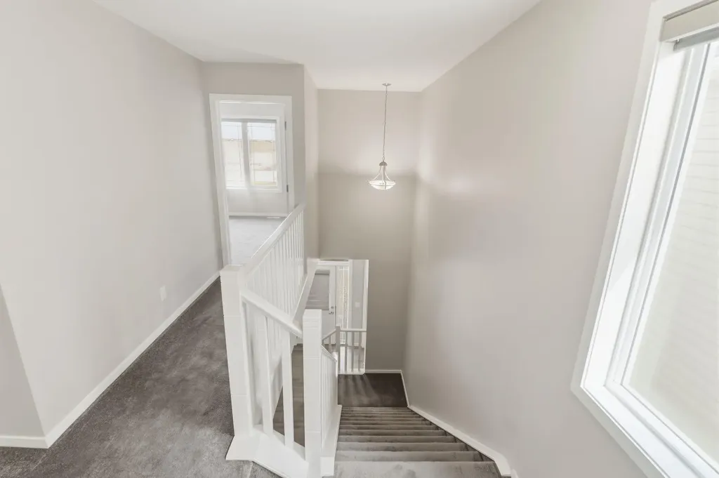 93 Cityline Square NE Calgary AB T3N2H4