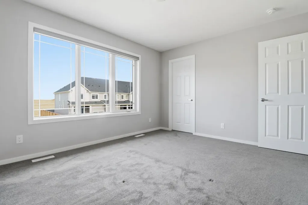 93 Cityline Square NE Calgary AB T3N2H4