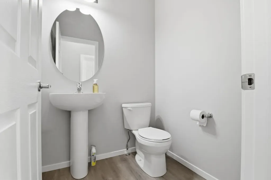 93 Cityline Square NE Calgary AB T3N2H4