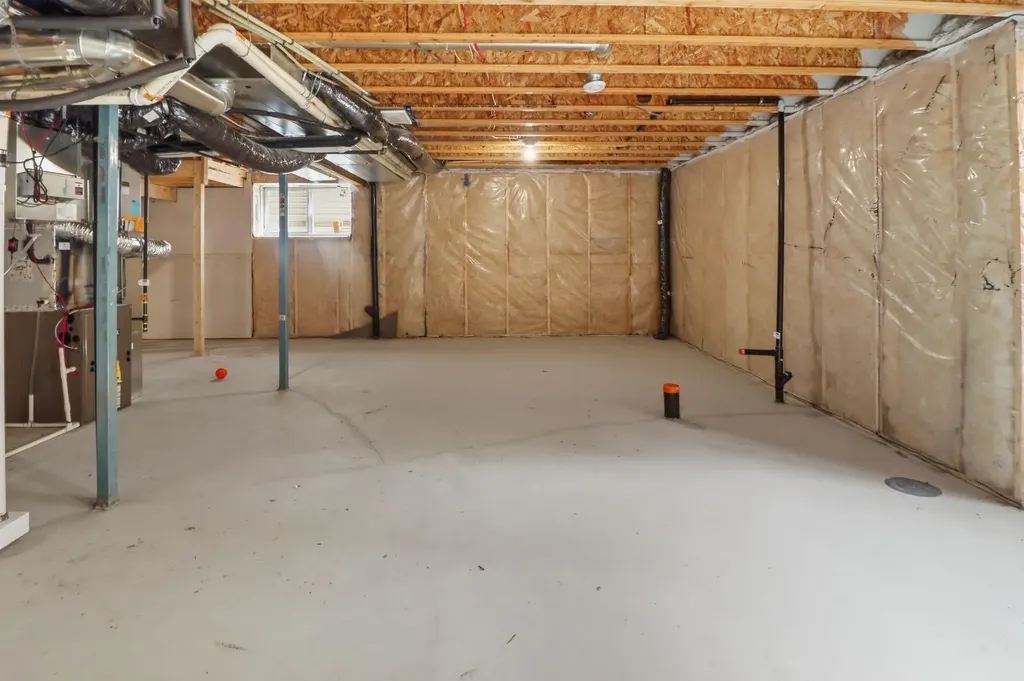 93 Cityline Square NE Calgary AB T3N2H4
