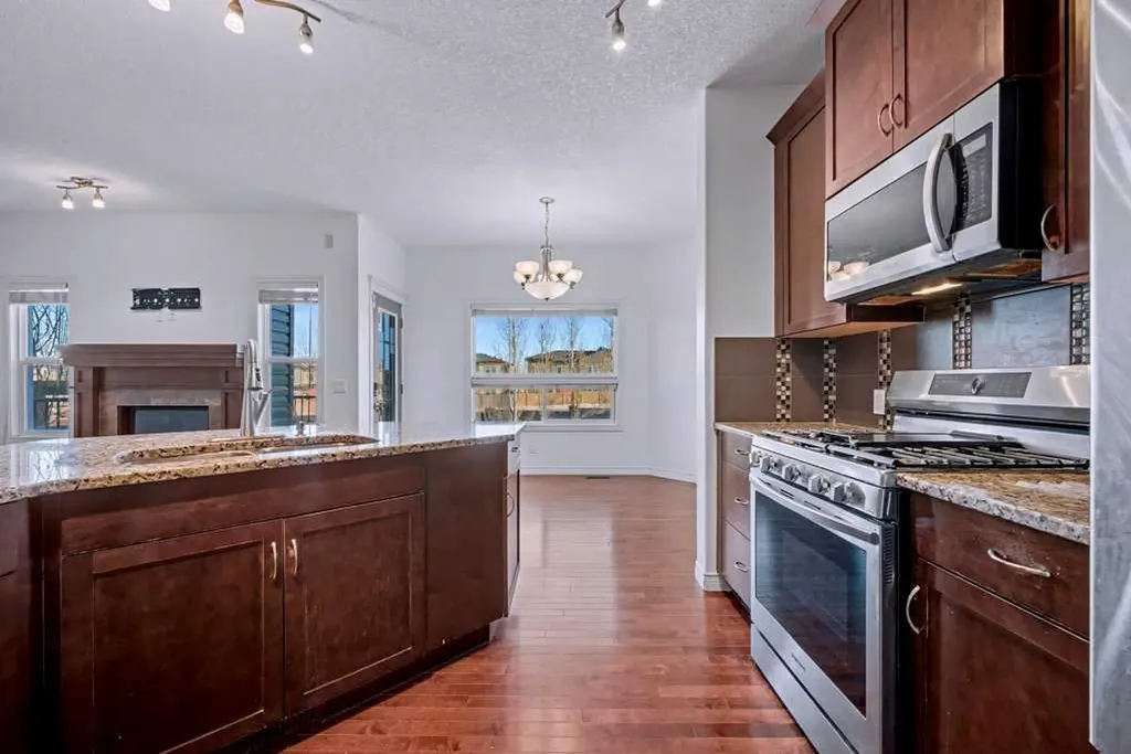187 Sage Hill Green NW Calgary AB T3R 0G8