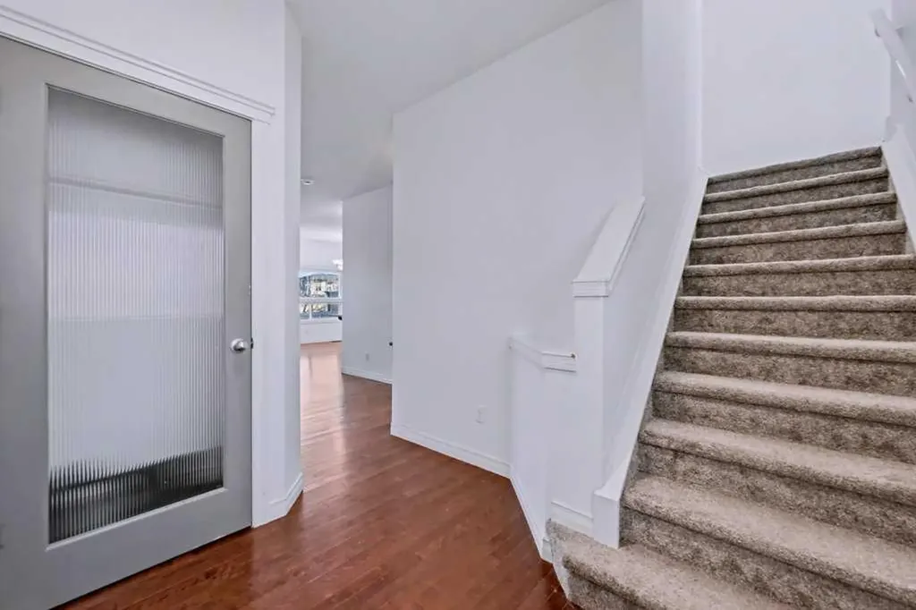 187 Sage Hill Green NW Calgary AB T3R 0G8