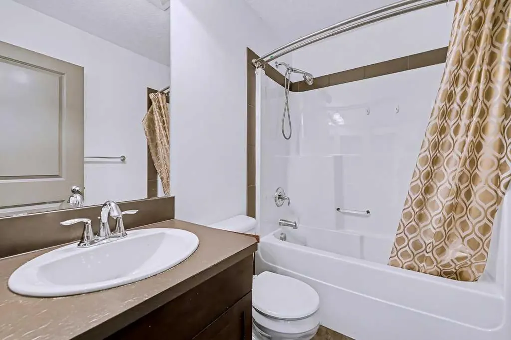 187 Sage Hill Green NW Calgary AB T3R 0G8