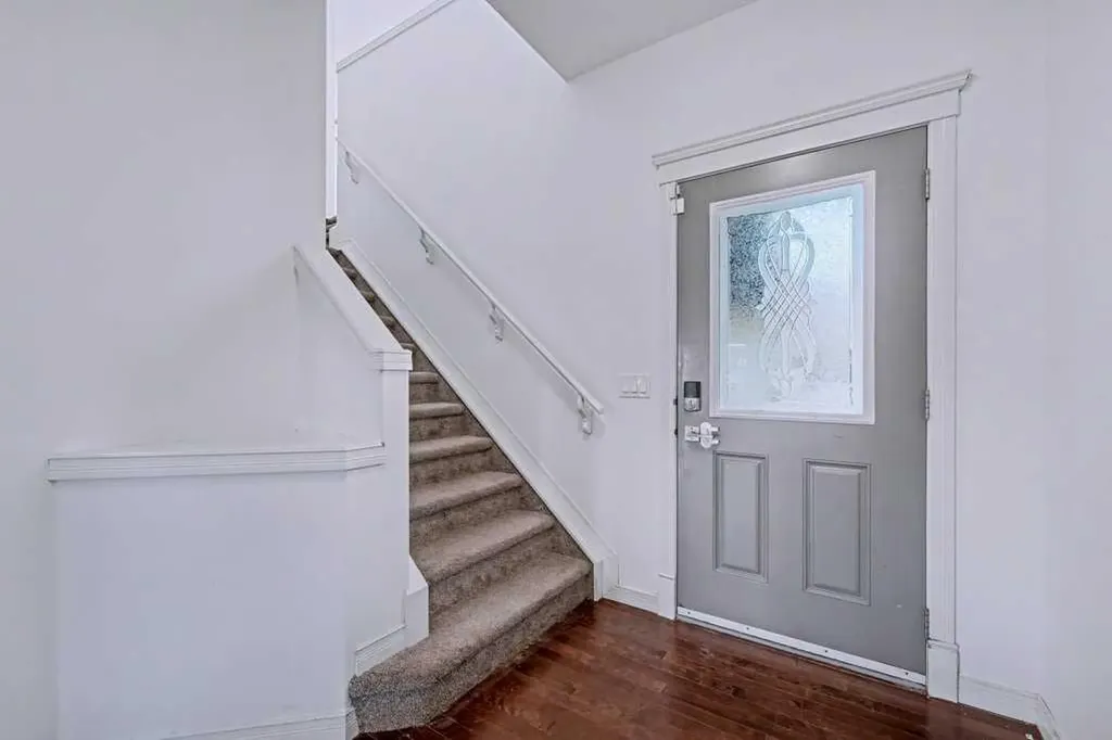 187 Sage Hill Green NW Calgary AB T3R 0G8