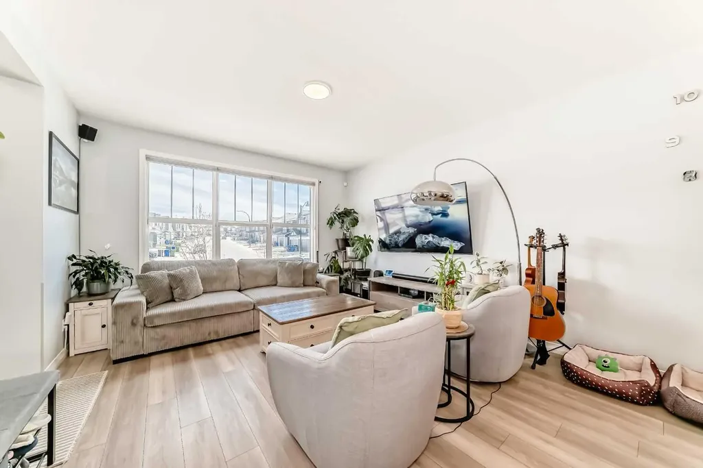 1140 Legacy Circle SE Calgary AB T2X4E5