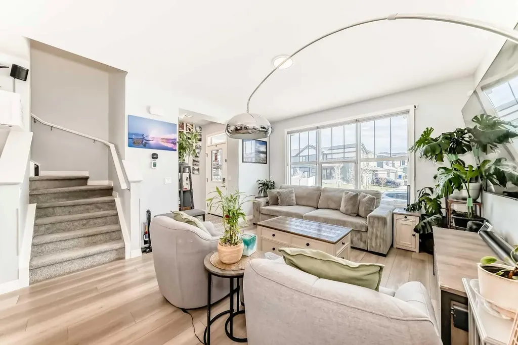 1140 Legacy Circle SE Calgary AB T2X4E5