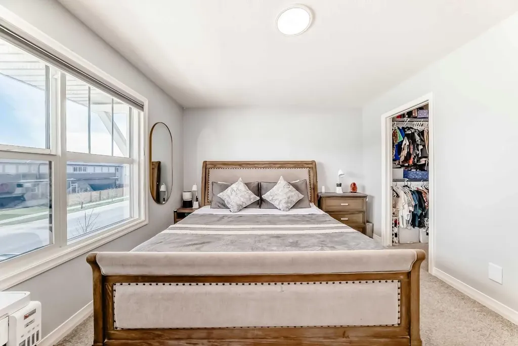 1140 Legacy Circle SE Calgary AB T2X4E5