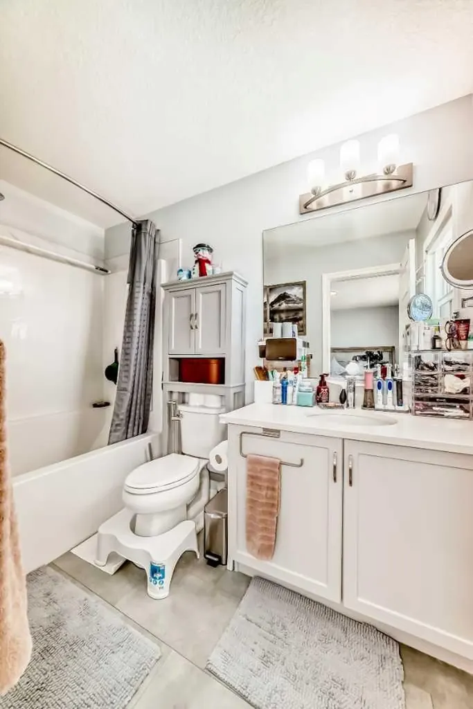 1140 Legacy Circle SE Calgary AB T2X4E5
