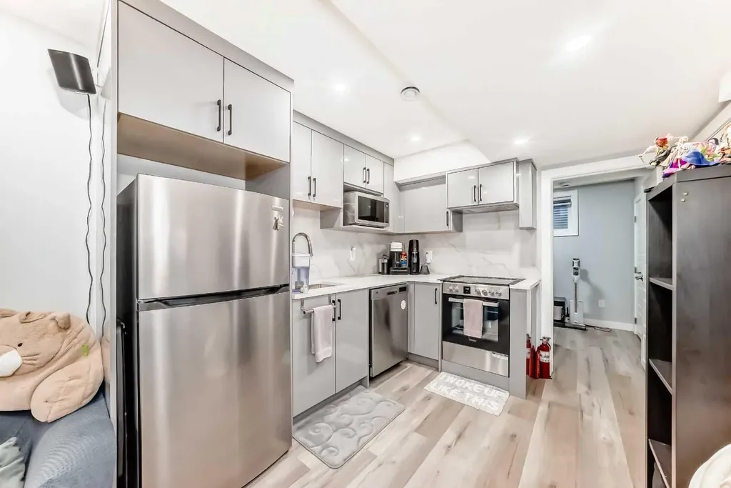 1140 Legacy Circle SE Calgary AB T2X4E5
