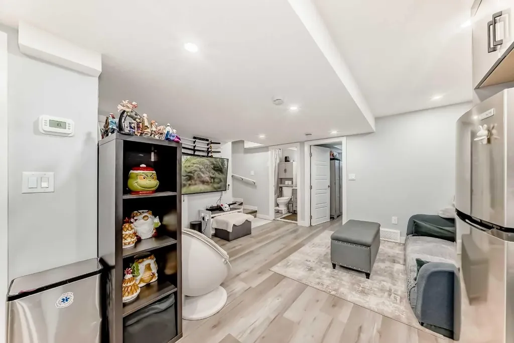 1140 Legacy Circle SE Calgary AB T2X4E5