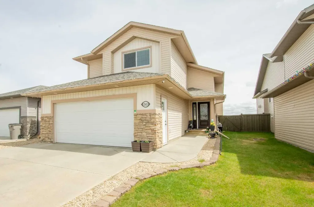 12613 105 Street Grande Prairie AB T8V 2N3