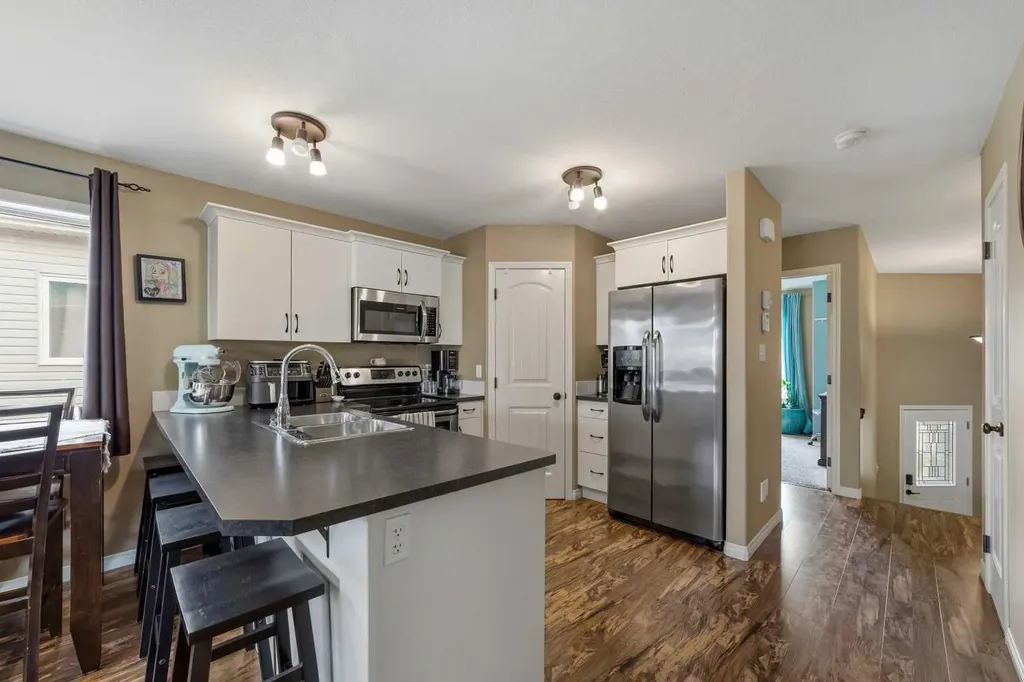 5046 41 Street Taber AB T1G 0C4