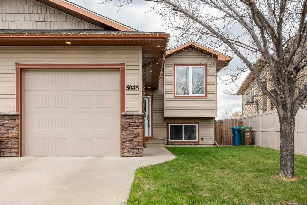 5046 41 Street Taber AB T1G 0C4