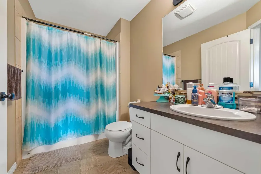5046 41 Street Taber AB T1G 0C4