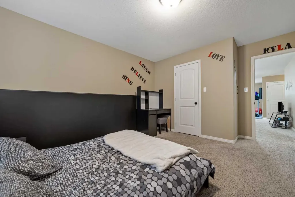 5046 41 Street Taber AB T1G 0C4