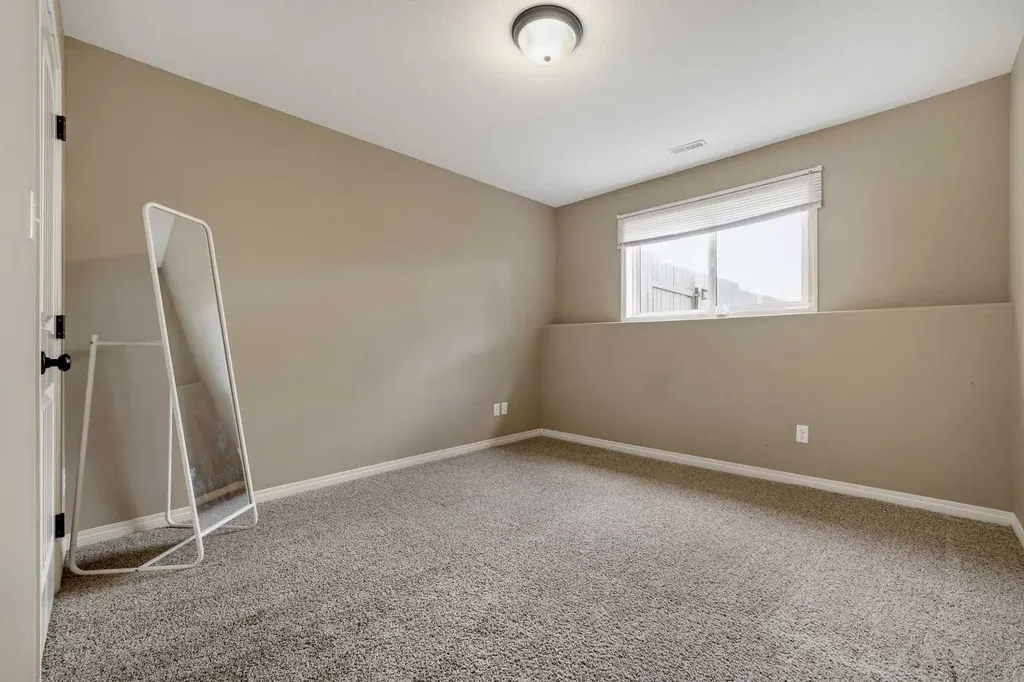 5046 41 Street Taber AB T1G 0C4