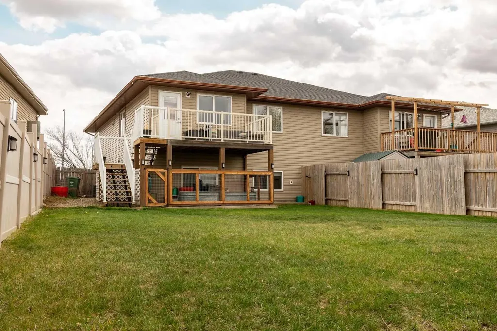 5046 41 Street Taber AB T1G 0C4