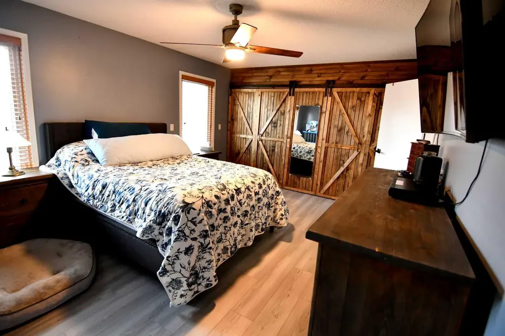 2207 Township Road 372 Rural Red Deer County AB T4G 0M9