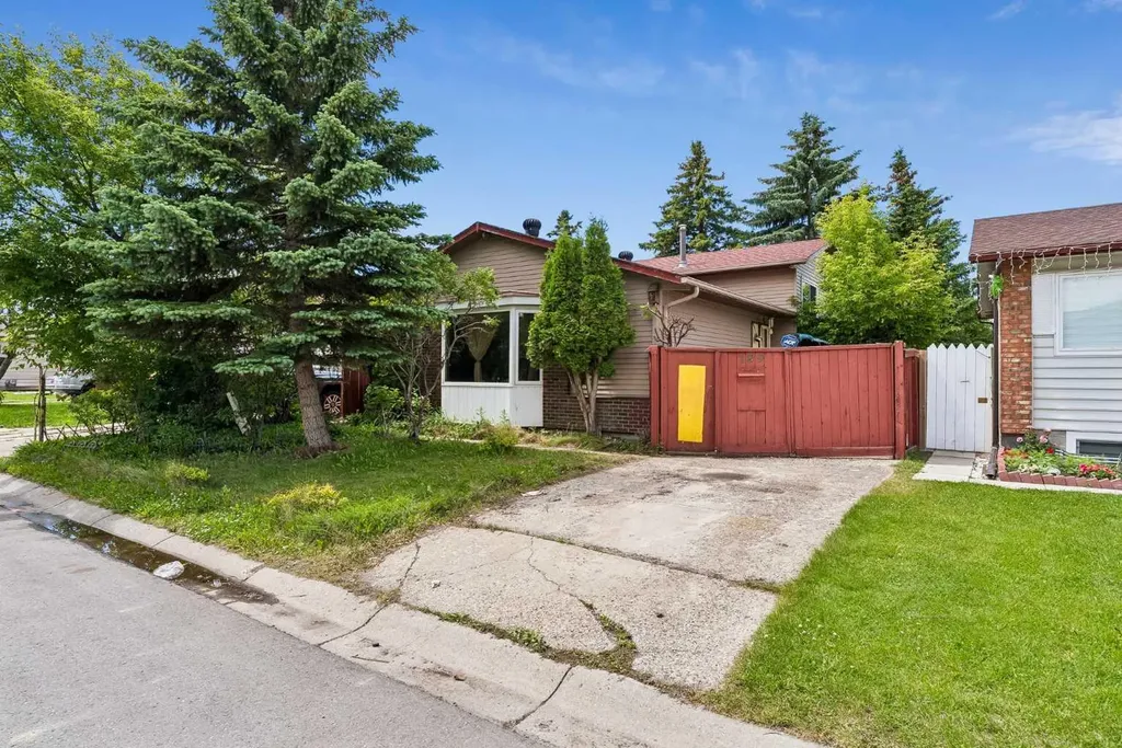 189 Whitaker Close NE Calgary AB T1Y 5K2