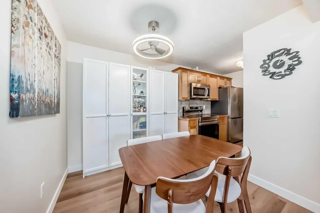 13045 6 Street SW Calgary AB T2W 5H1
