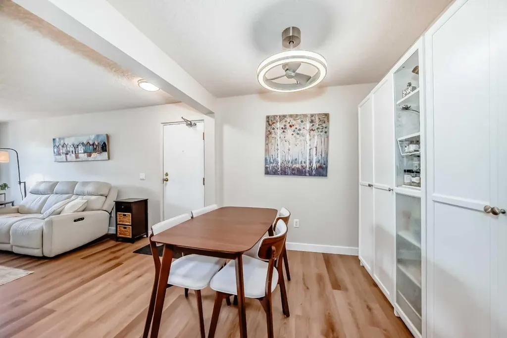 13045 6 Street SW Calgary AB T2W 5H1