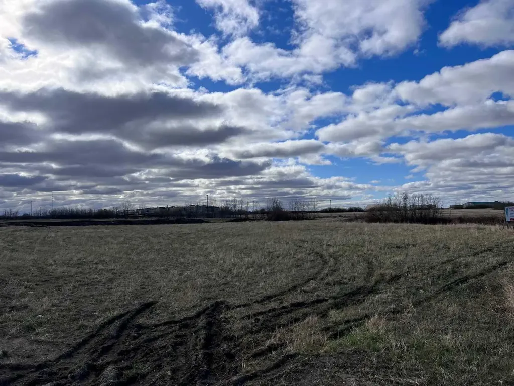 Part Of Nw-01-47-20-4 39 Street Camrose AB T4V 2M9