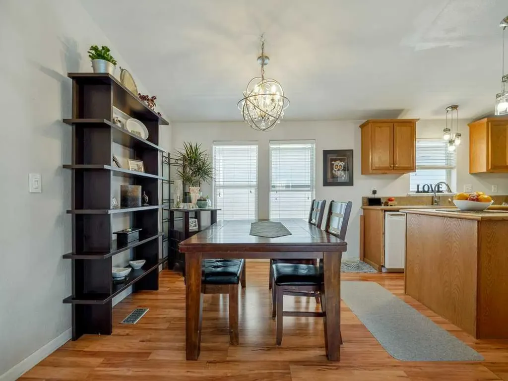 509 Station Street Coaldale AB T1M0B1