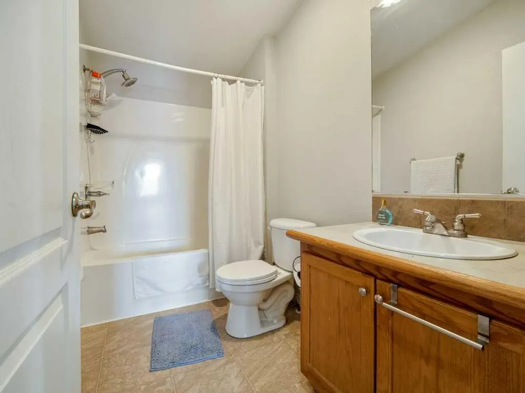 509 Station Street Coaldale AB T1M0B1
