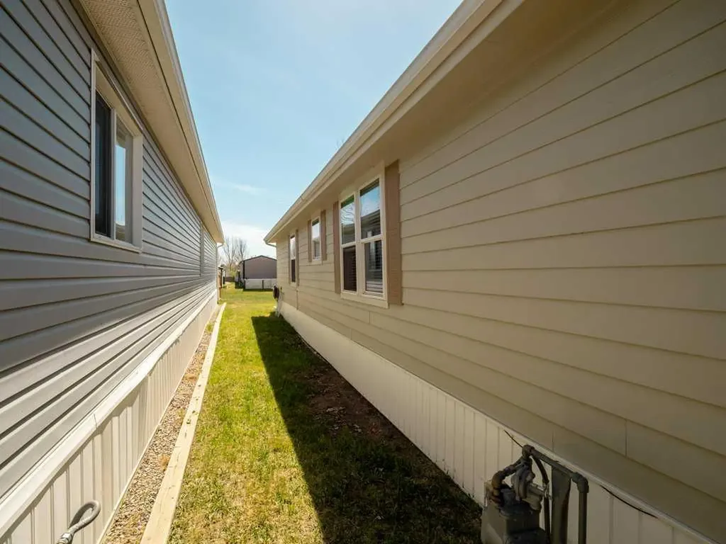 509 Station Street Coaldale AB T1M0B1