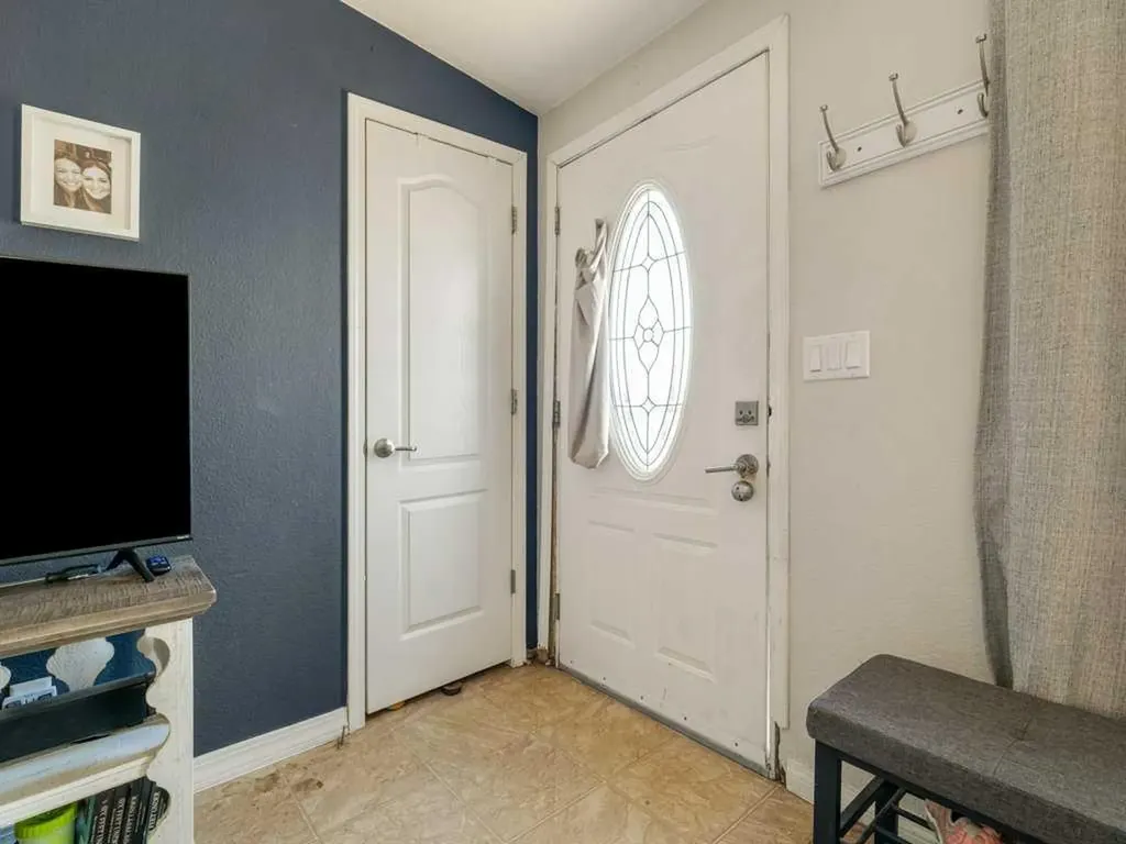 509 Station Street Coaldale AB T1M0B1