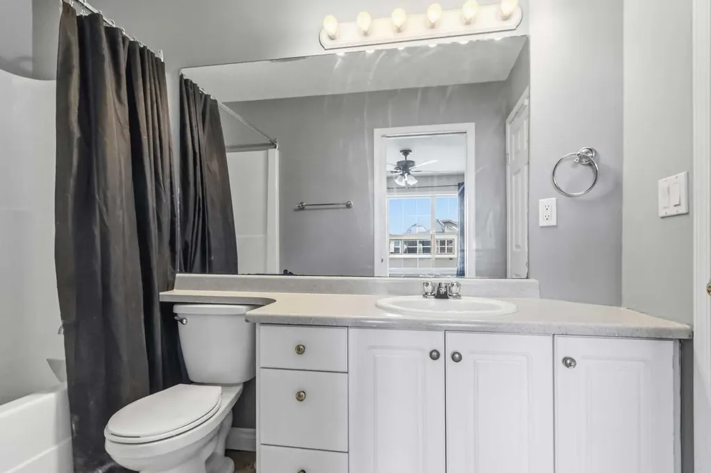 228 Parry Crescent Fort Mcmurray AB T9K 2S9
