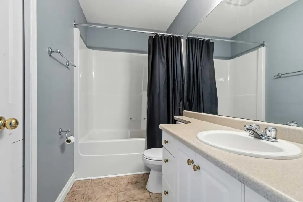 228 Parry Crescent Fort Mcmurray AB T9K 2S9