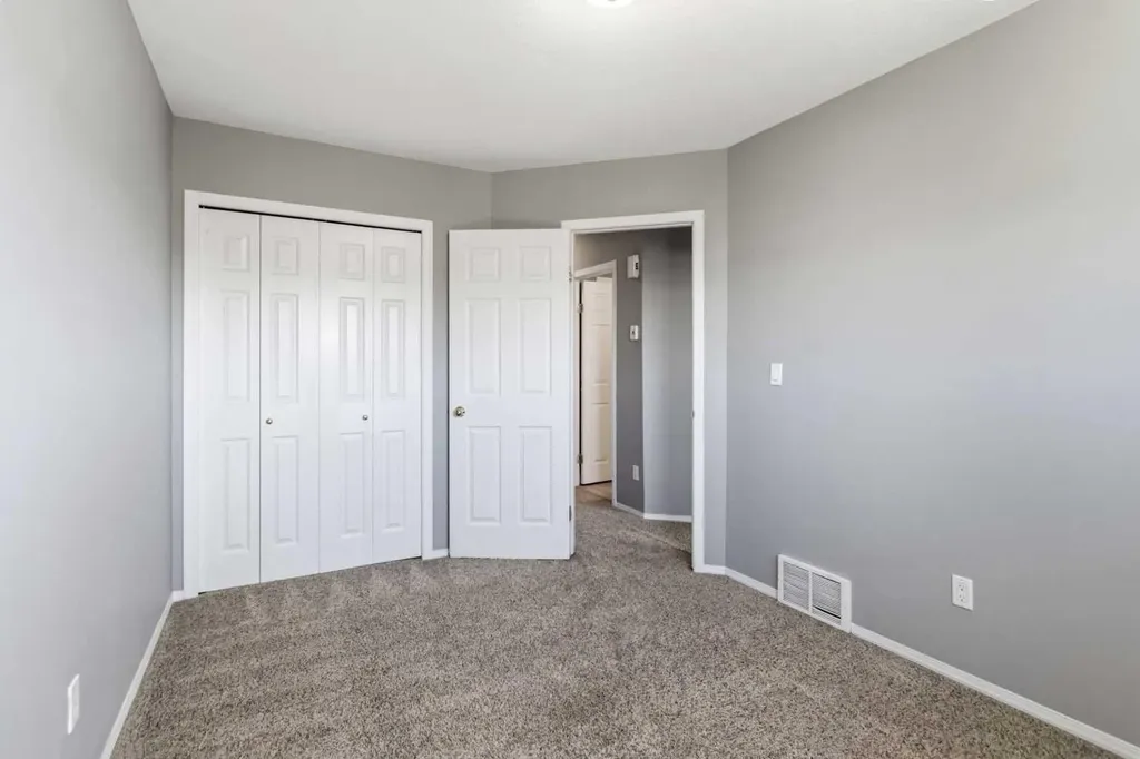 228 Parry Crescent Fort Mcmurray AB T9K 2S9