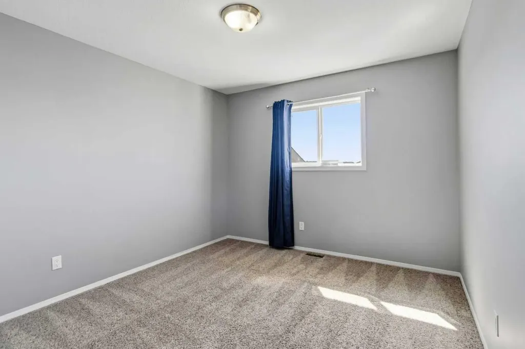 228 Parry Crescent Fort Mcmurray AB T9K 2S9