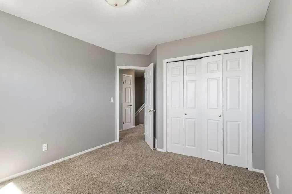228 Parry Crescent Fort Mcmurray AB T9K 2S9