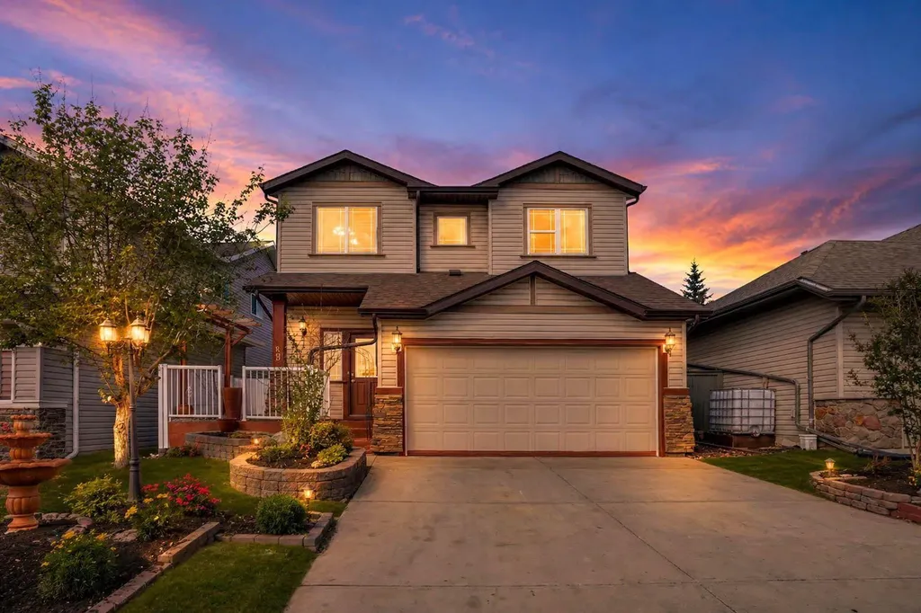 89 Everoak Drive SW Calgary AB T2Y 0C6