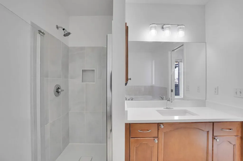 89 Everoak Drive SW Calgary AB T2Y 0C6
