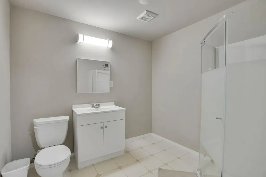 89 Everoak Drive SW Calgary AB T2Y 0C6