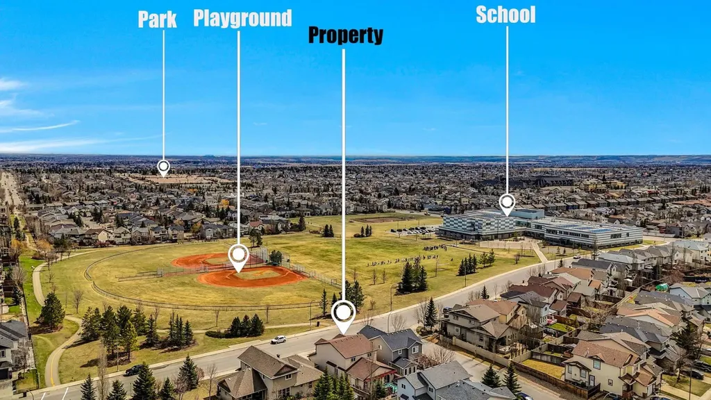 89 Everoak Drive SW Calgary AB T2Y 0C6