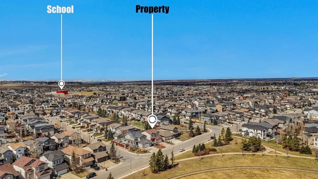 89 Everoak Drive SW Calgary AB T2Y 0C6
