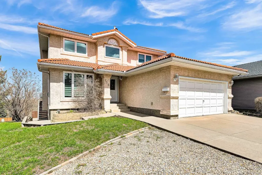 215 Edgevalley Mews Calgary AB T3A 5E5