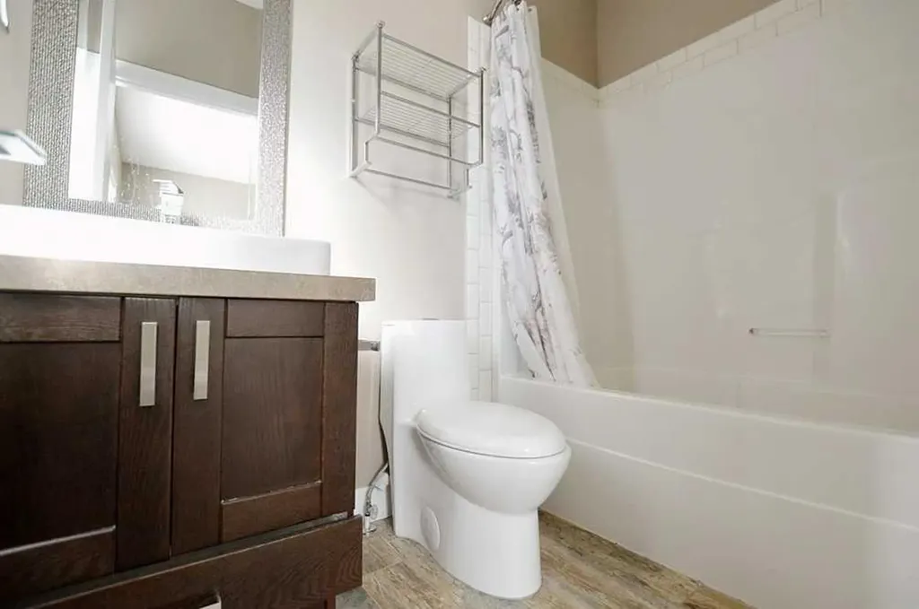 9029 80a Avenue Grande Prairie AB T8X 0P1
