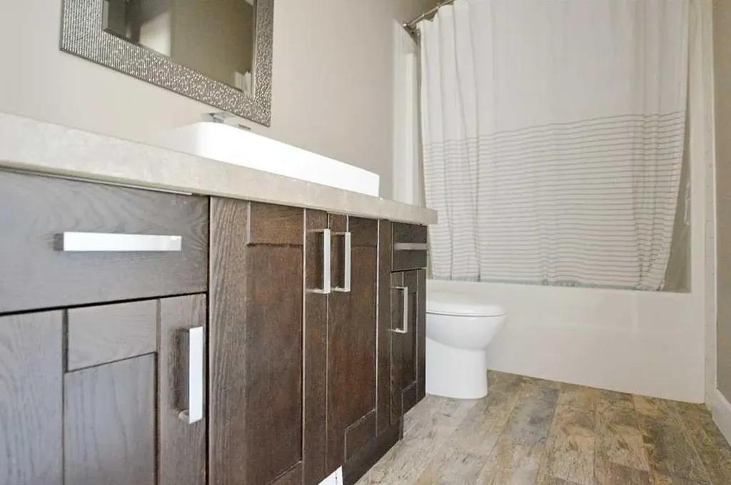 9029 80a Avenue Grande Prairie AB T8X 0P1