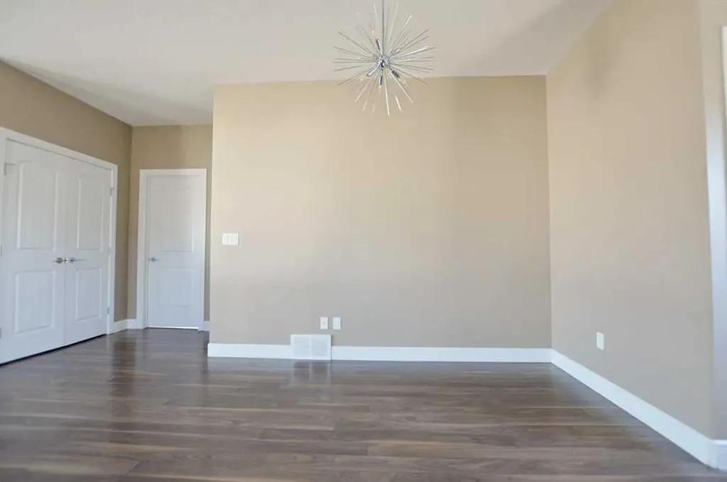 9029 80a Avenue Grande Prairie AB T8X 0P1