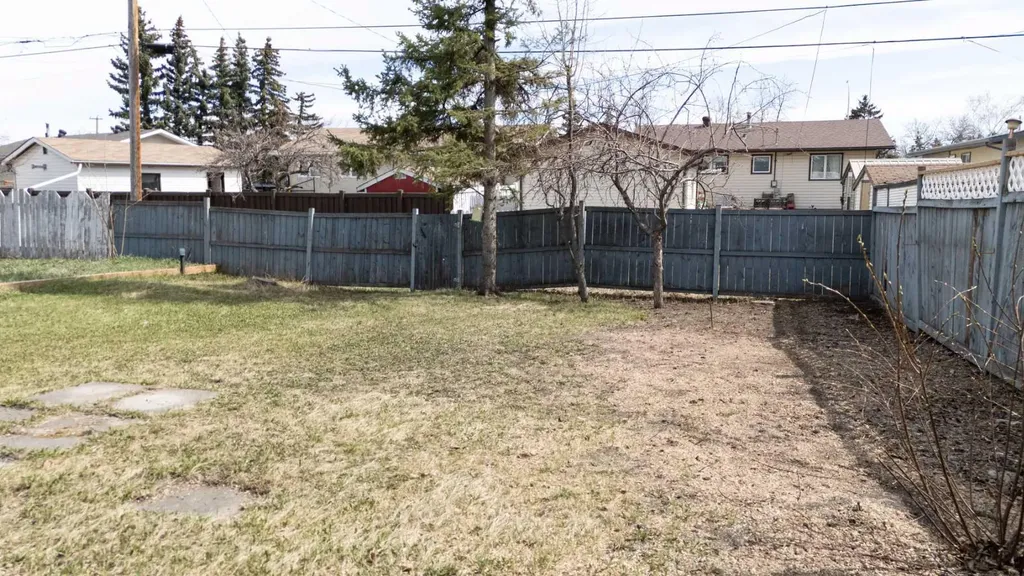 11211 93 Street Grande Prairie AB T8V1Y5
