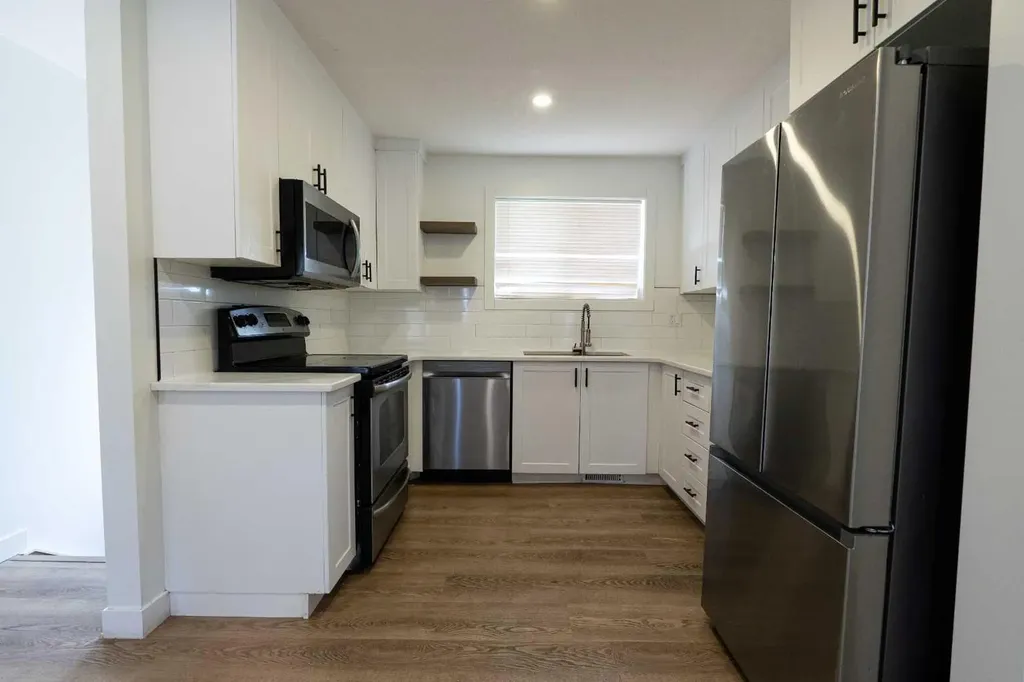 11211 93 Street Grande Prairie AB T8V1Y5