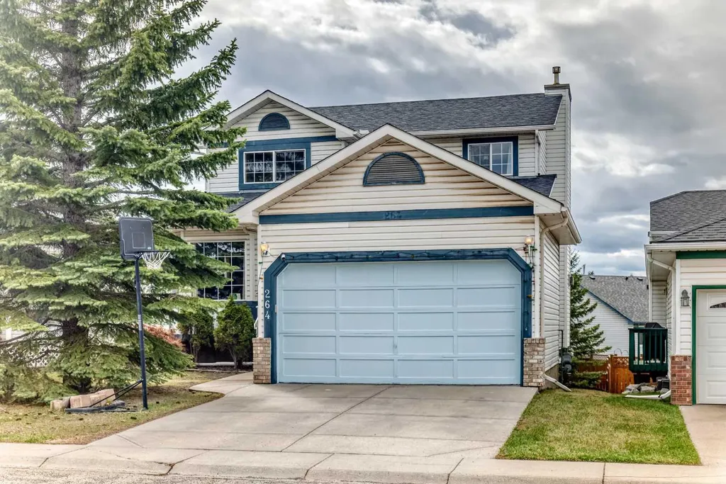 264 Hawkmount Close Calgary AB T3G 3Z4