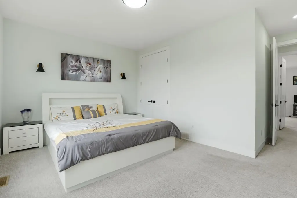 57 Harvest Hills Manor NE Calgary AB T3K 2L7